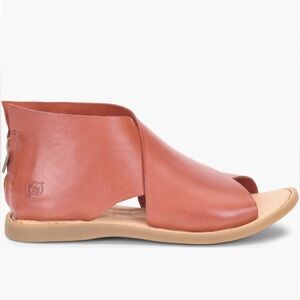 BORN IWA Sandals Color Rust,  Size 10 (Women)